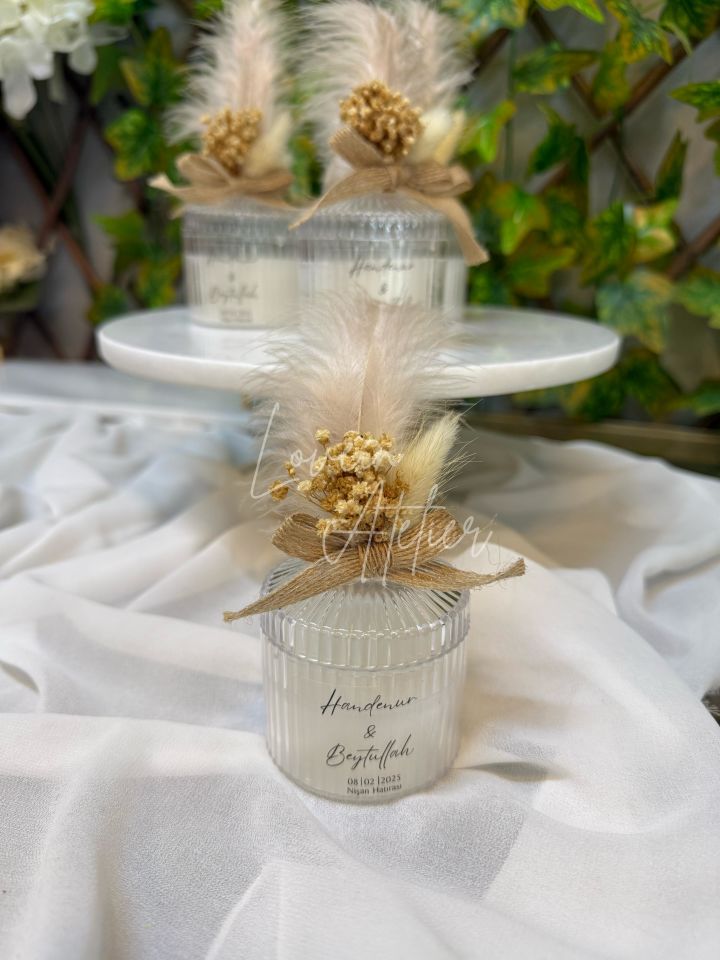 Kuru Çiçekli Tüylü Mum