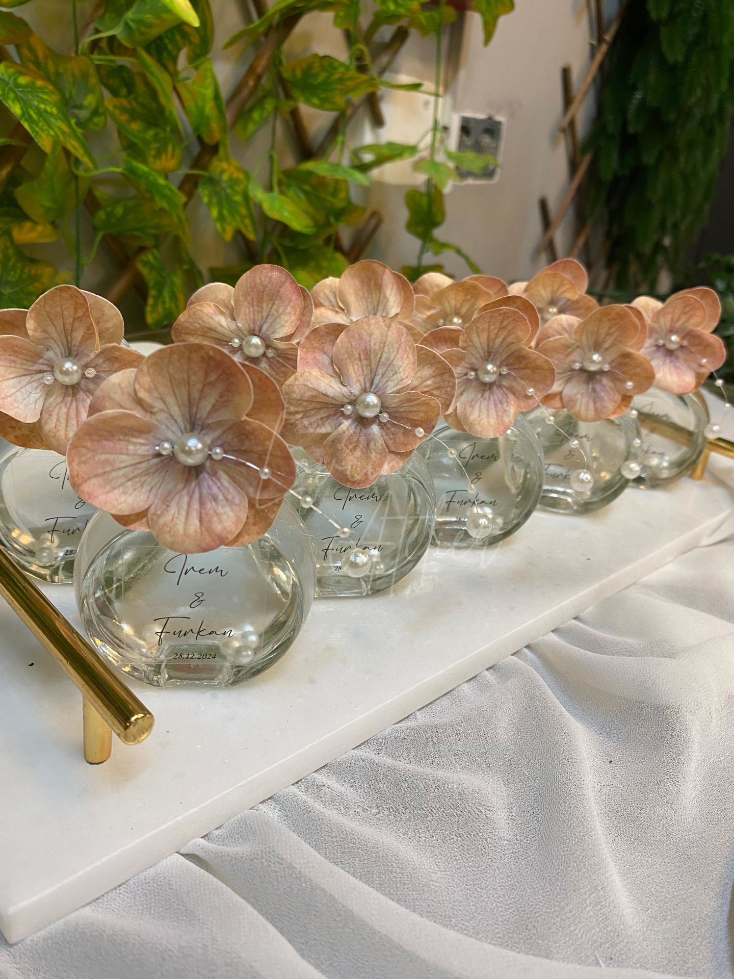 Ortancalı İncili Kolonya