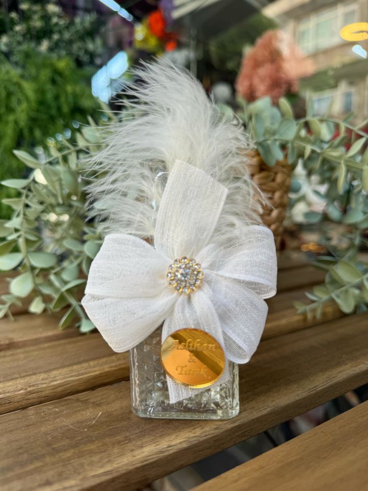 Kare Lüks Şişede Keten Fiyonklu Kolonya