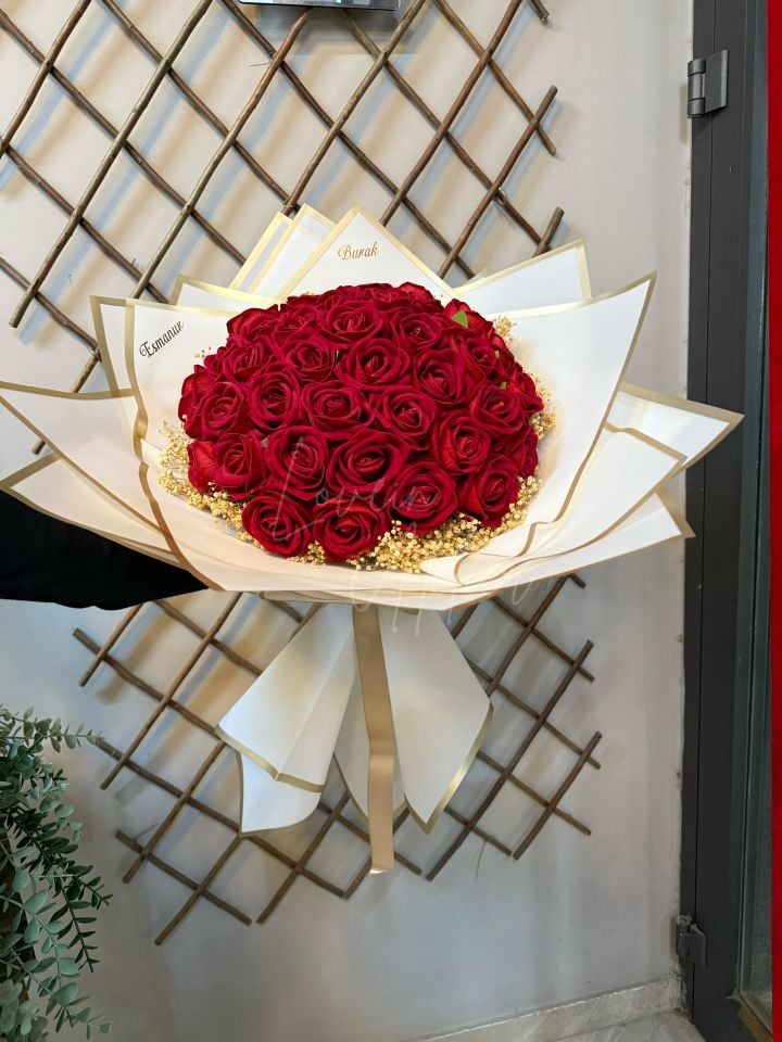 41 Adet Kırmızı Güllü İsimli İsteme Çiçeği
