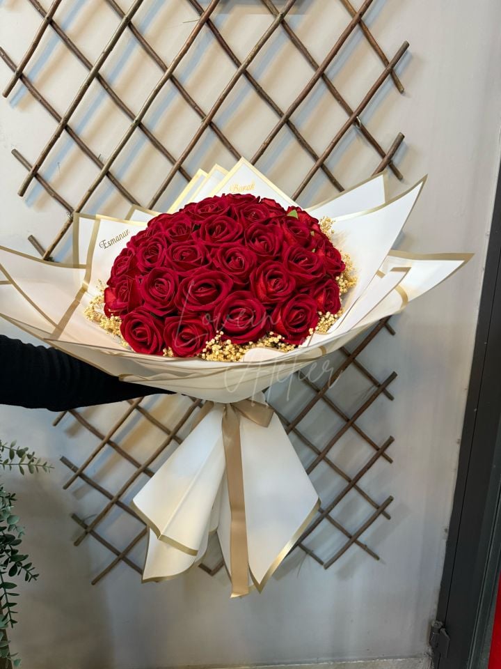 41 Adet Kırmızı Güllü İsimli İsteme Çiçeği