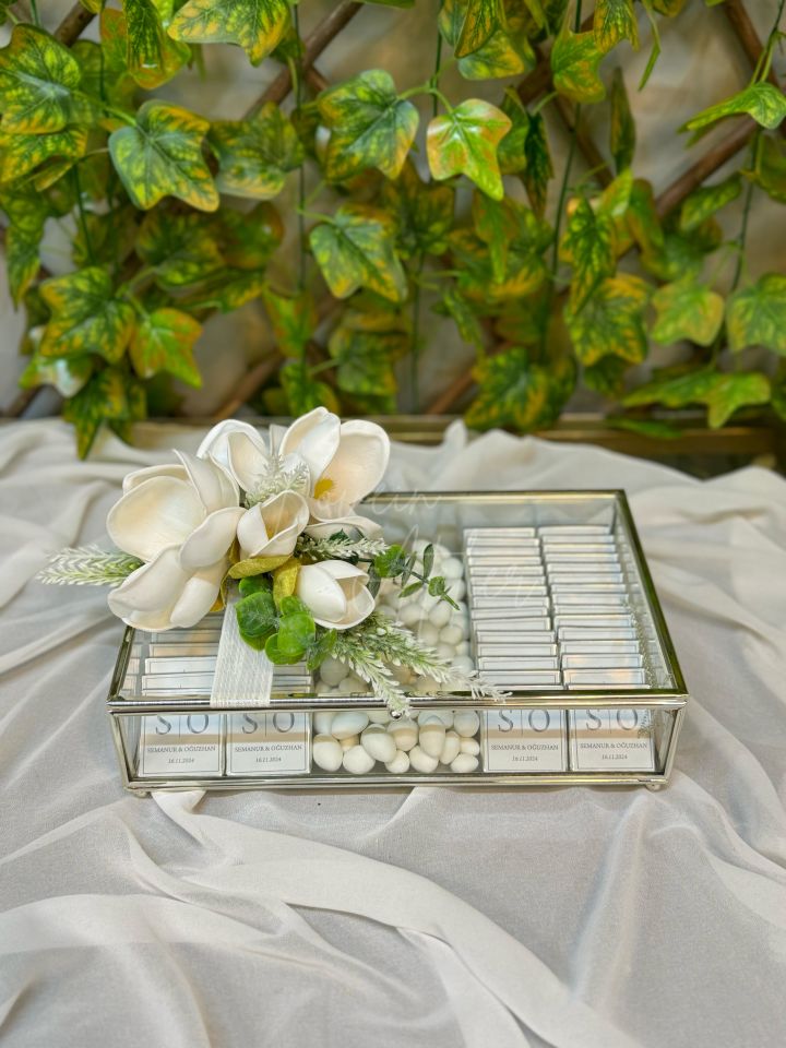 Manolya Süslemeli İsteme Çikolatası