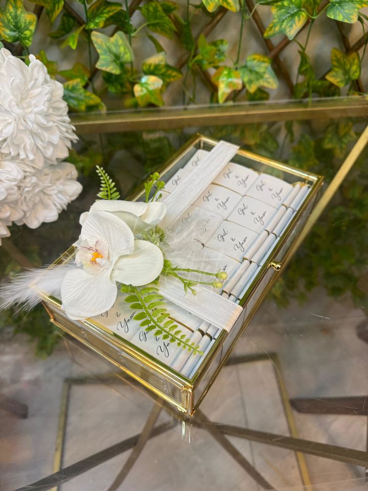 Orkideli İsteme Çikolatası