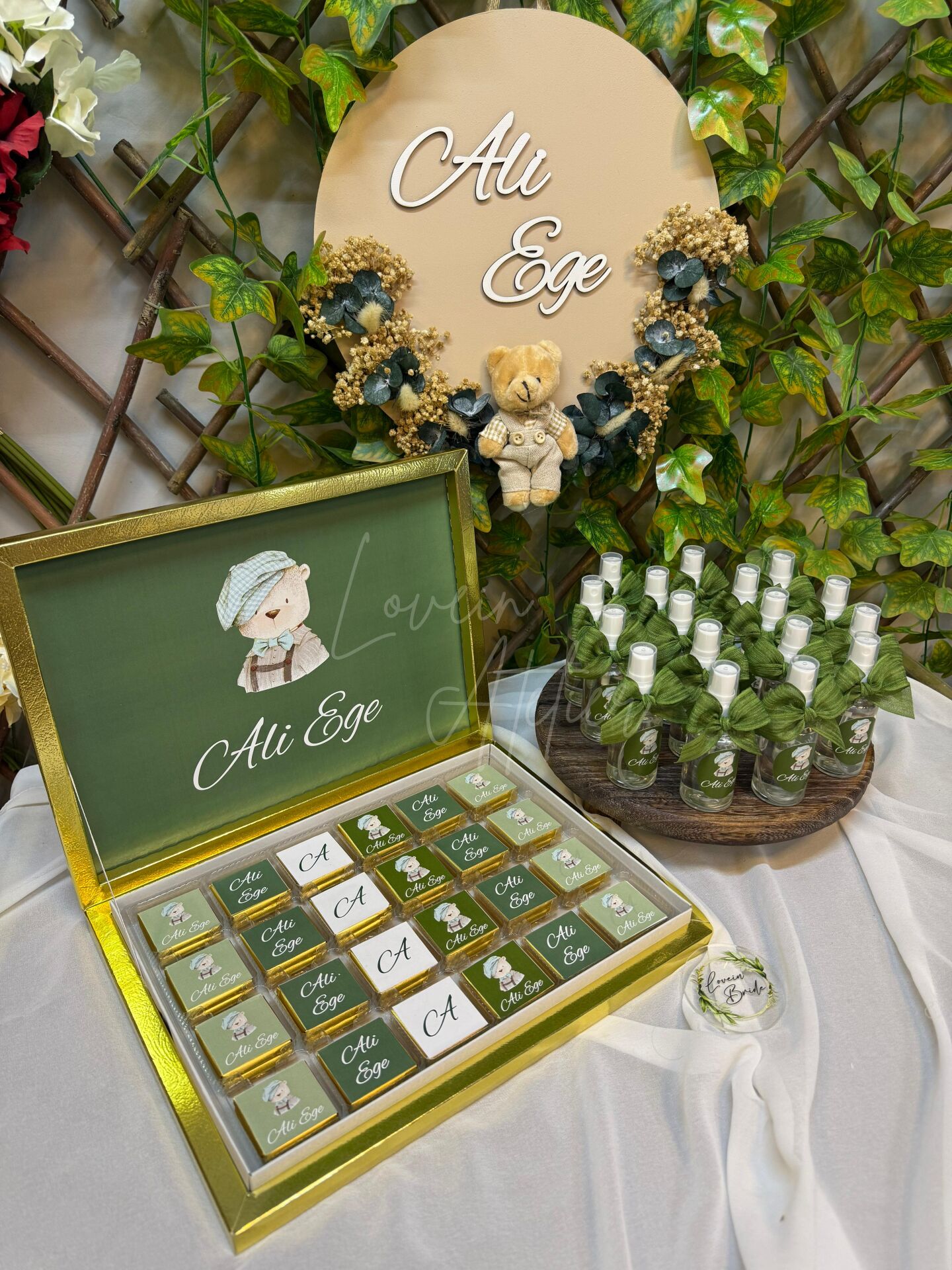 Gold Kutuda Bebek Çikolatası