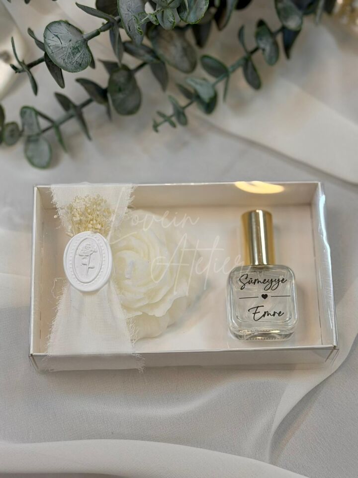 Şakayık Mum ve Cam Şişeli Set