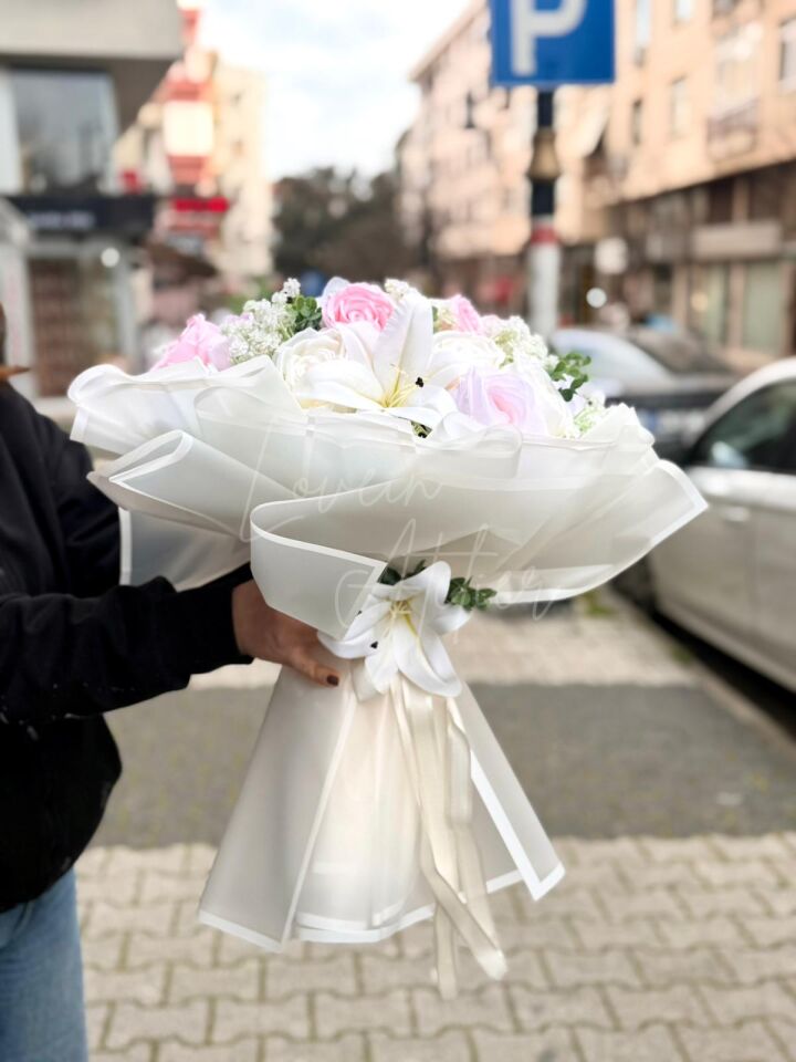 Toz Pembe Şakayıklı, Lilyumlu,Güllü Büyük Boy İsteme Çiçeği